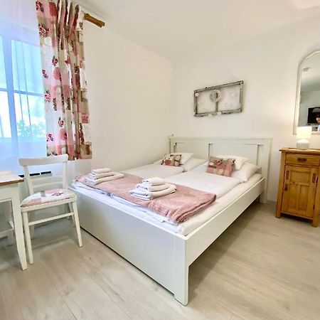 Hotel Boraszporta - Preshaz Villány Zewnętrze zdjęcie